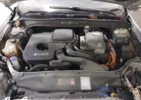 2018 Ford Fusion Hybrid Se from USA, damaged, VIN 3FA6P0LU3JR138689